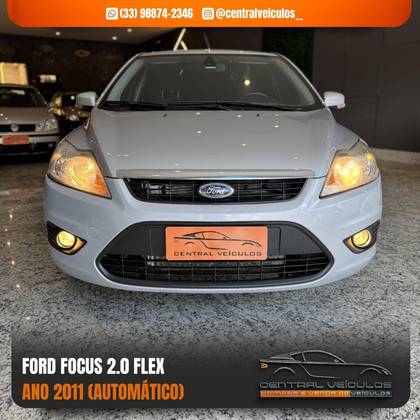 FORD FOCUS 2.0 GHIA 16V FLEX 4P MANUAL